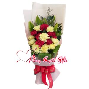 Mixed Red and White Carnations Bouquet