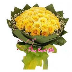 30 Imported Yellow Roses to dazzle that special someone