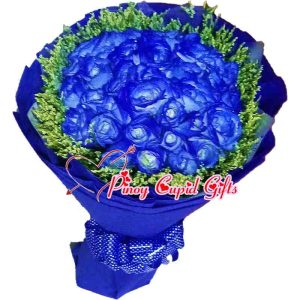 3 Dozen Blue Roses in a Hand Bouquet