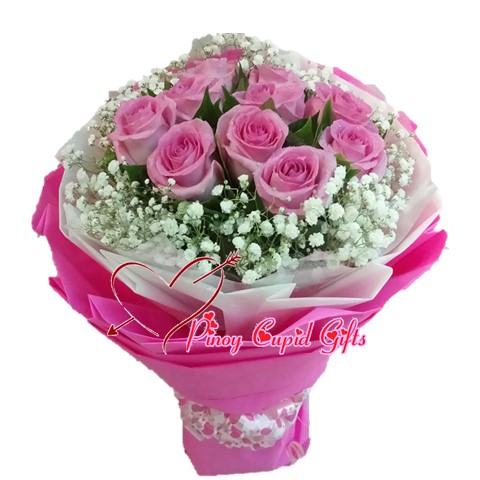 10 Pink Imported Roses in a bouquet