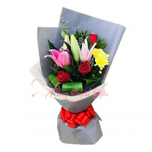 Mixed Roses, Lilies Bouquet