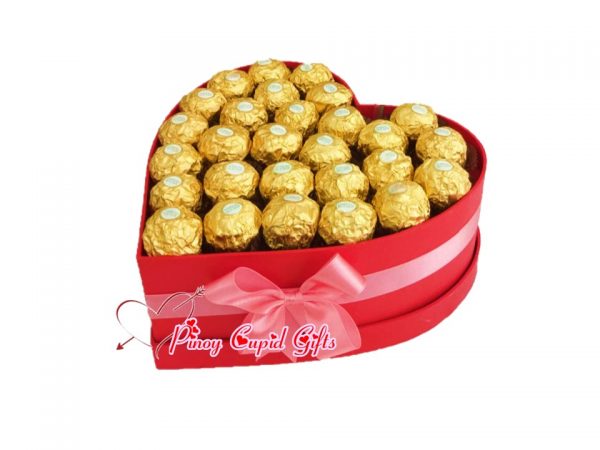 30 pieces Ferrero Chocolate in a Heart Box                                                            
