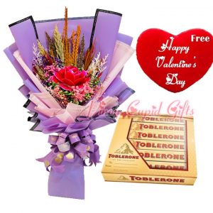 Dried Flower Bouquet, Toblerone Gift Pack (6x50g), 22 Valentine Pillow