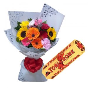 Mixed Flower Bouquet, 6x100g Toblerone Gift Pack