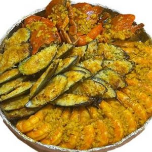 Seafood Trio Bilao 02: Crabs, Shrimp, Baked Tahong/Mussels