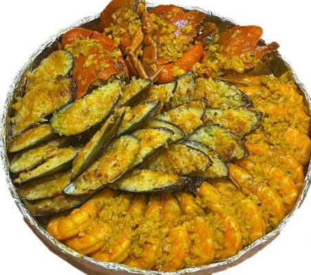Seafood Trio Bilao 02: Crabs, Shrimp, Baked Tahong/Mussels (serves 4-6)