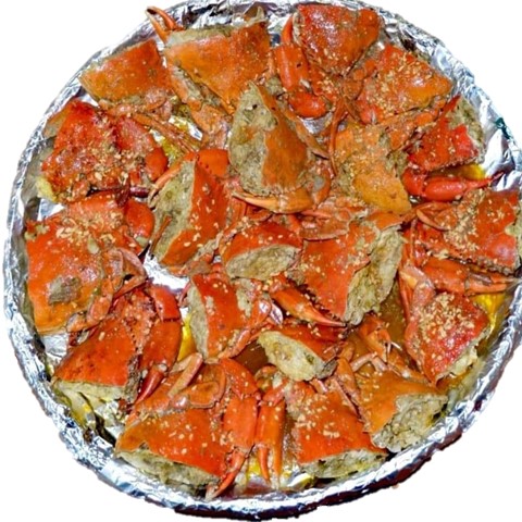 Alimango Crab Bilao serves 10-12