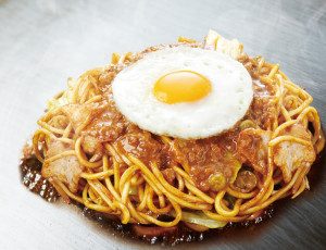Pork Belly Yakisoba Fried Noodles with Spicy Curry