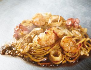 Seafood Mix Yakisoba Fried Noodles by Botejyu