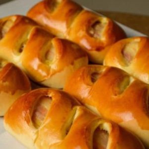 Sausage Buns by Purple Oven