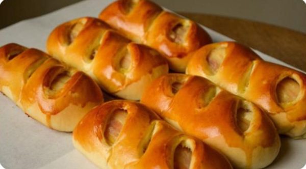 Sausage Buns by Purple Oven
