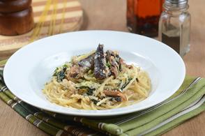 Garlic Italian Sardine Spaghetti - Grande (serves 4)