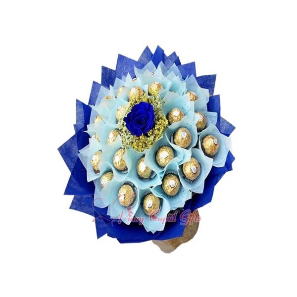 30pcs ferrero bouquet with blue imported rose in centre