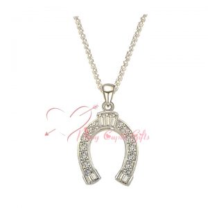 sterling silver necklace with pendant