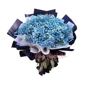 Blue Dried gypso bouquet