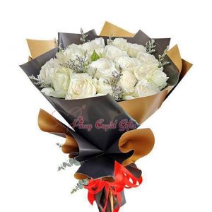 20 imported white roses