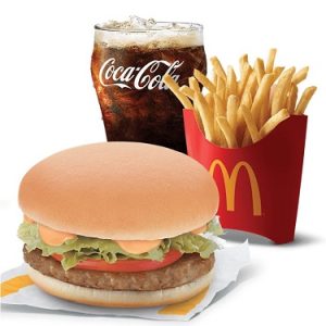 Burger McDo with Lettuce & Tomatoes Meal-