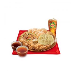 Chick 'n Sauce Lauriat with Drink by Chowking