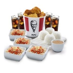 KFC 8-pc Bucket Meal with Rice Drinks and Spaghetti
