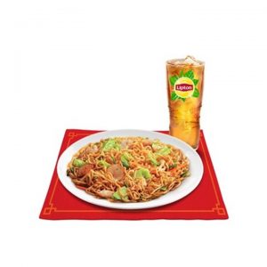 Pancit Canton with Drink by Chowking