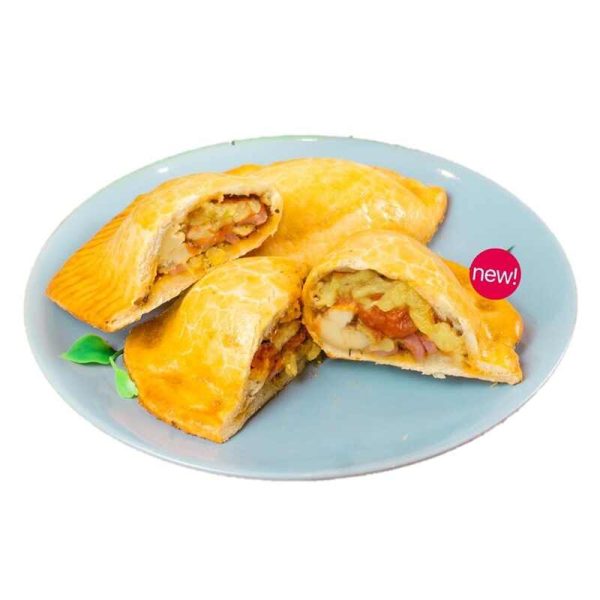 pineapple and ham baked empanada by Banapple