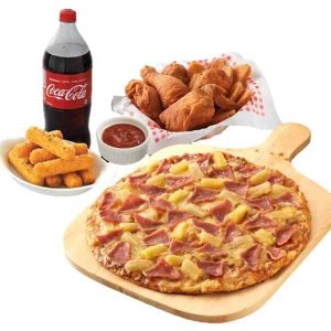 Pizza Combo with Coke by Shakeys