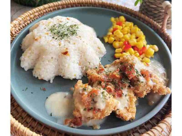 Bacon Fried Chicken Steaks with Milk'shroom Gravy-Banapple